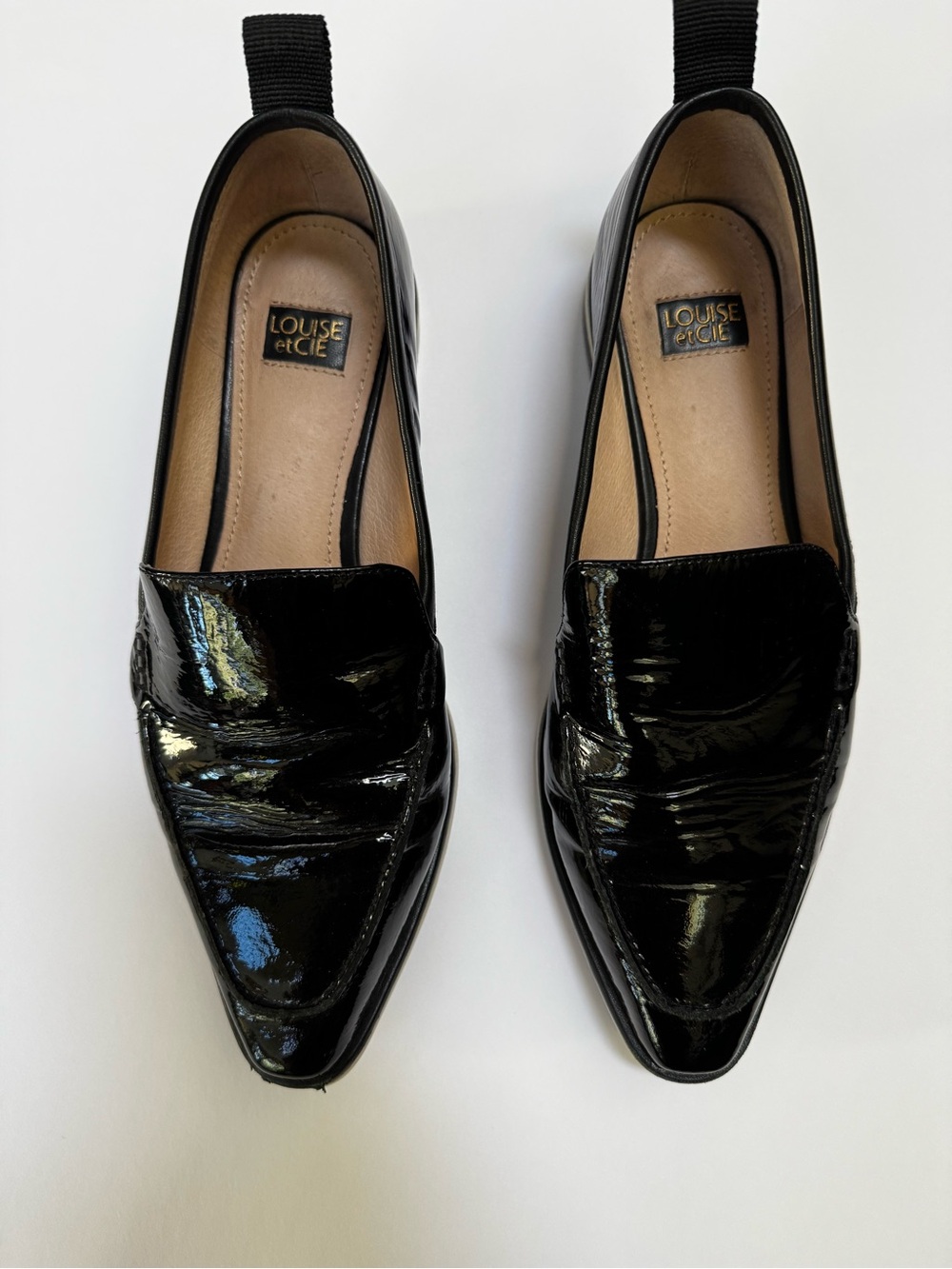 Louise et Cie BASIA Shiny Black Patent Leather Loafer Shoe Womens 8M /38.5